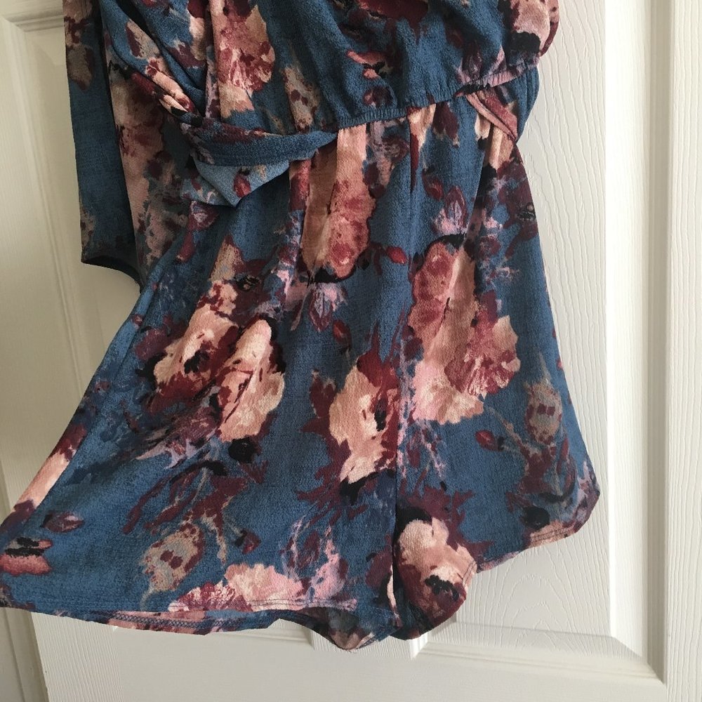 Romper with an attached overskirt - Picture 3 of 10